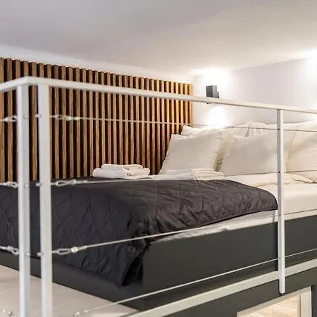 Apartament Industrial By Danube, Margaret Island *
