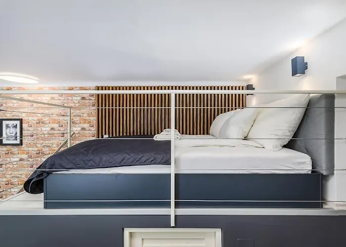 Industrial By Danube, Margaret Island * 布达佩斯